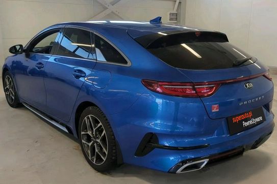 Kia Ceed 1.5 t-Gdi Gt Line Dct