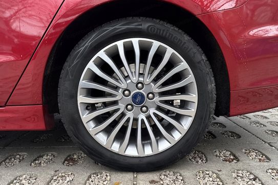 Ford Mondeo Titanium 2.0 Hybrid