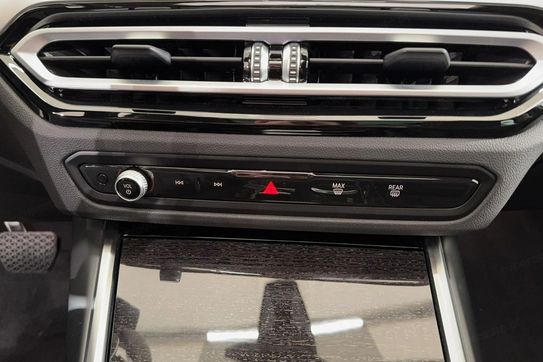 BMW Seria 3 Touring 320d xDrive