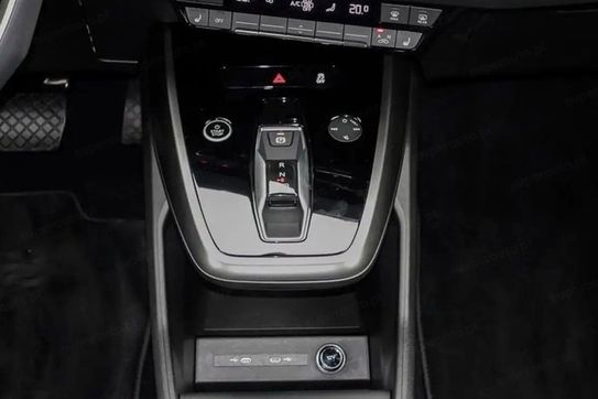 Audi Q4 e-tron 40 Advanced