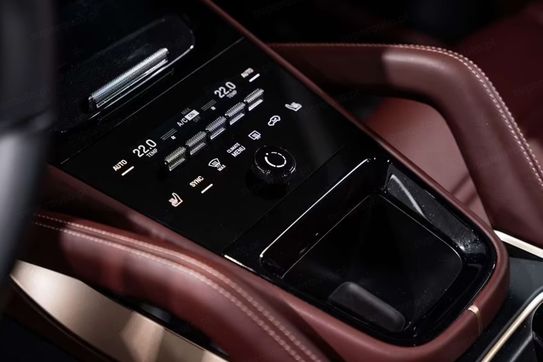 Porsche Cayenne Black Edition