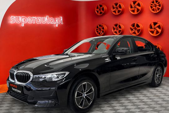 BMW Seria 3 318i Advantage