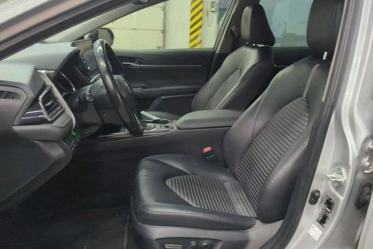 Toyota Camry 2.5 Hybrid