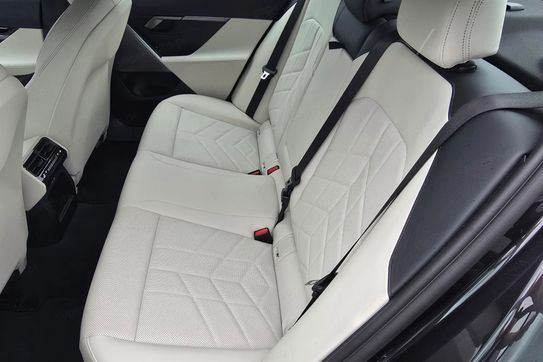 BMW Seria 5 520d xDrive mHEV M Sport aut