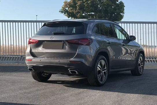 Mercedes GLA 200 Progressive