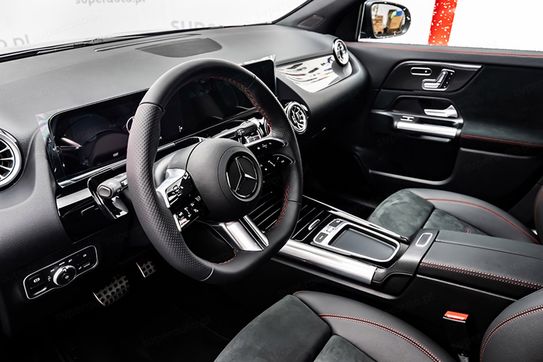 Mercedes GLA 220 4-Matic AMG Line