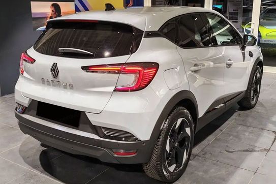 Renault Captur Techno 1.2 TCe