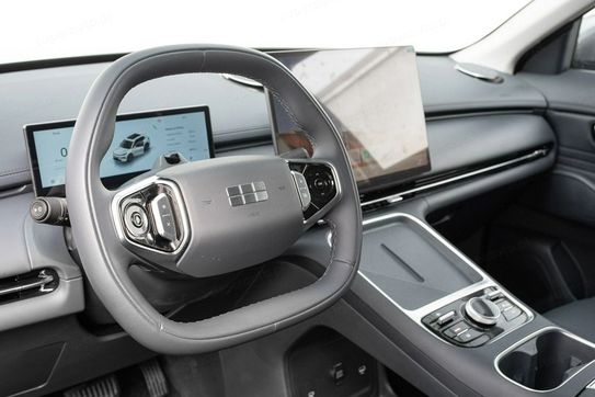 Geely Starray Em-i 1.5 Phev Pro