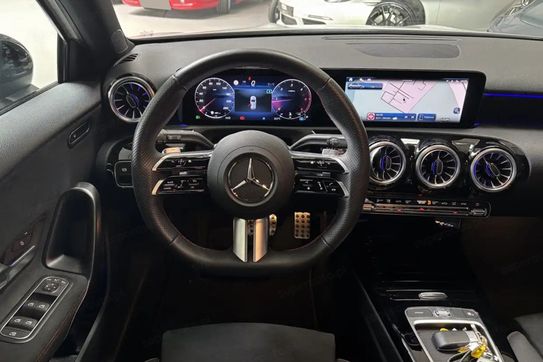 Mercedes Klasa A 200 d AMG Line