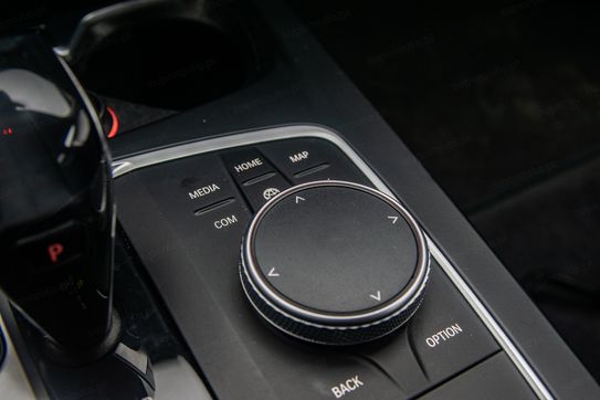 BMW Seria 1 118i Advantage aut