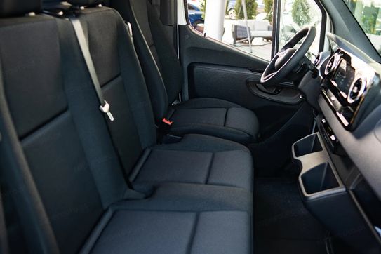 Mercedes Sprinter 317 CDI PRO Długi 9G-Tronic