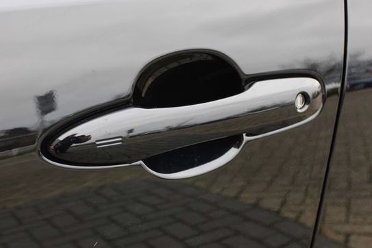 Toyota Prius Prestige 2.0 Hybrid Plug-in