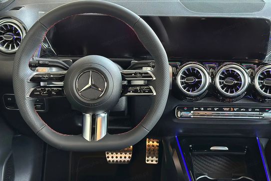 Mercedes GLB 200  AMG Line