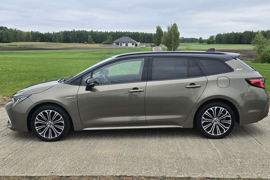 Toyota Corolla 1.8 Hybrid Selection