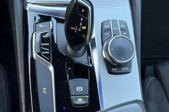 BMW Seria 5 540i xDrive M Sport