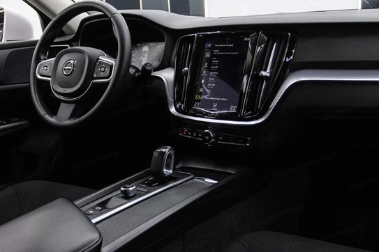 Volvo V60 B3 B Momentum Core
