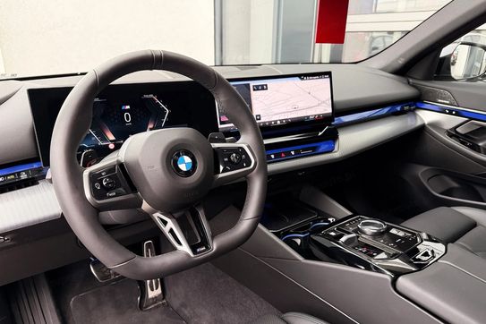 BMW Seria 5 520d xDrive M Sport