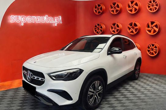Mercedes GLA 200 Progressive