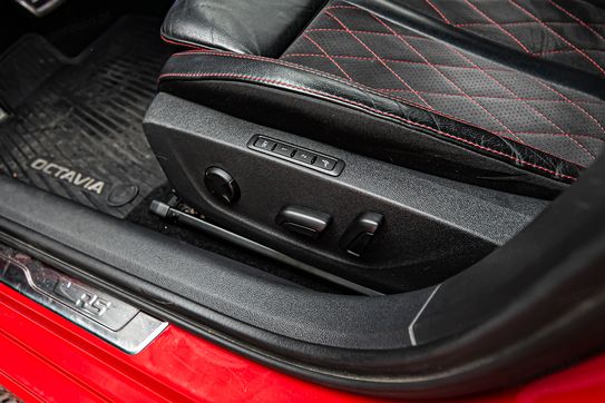 Skoda Octavia 2.0 TSI RS DSG