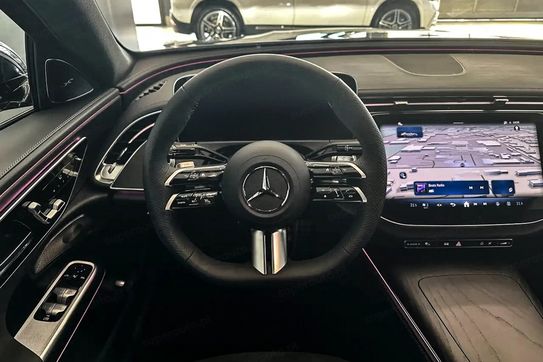 Mercedes Klasa E 200 AMG