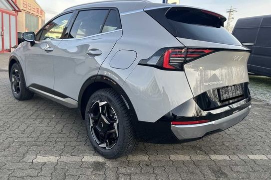 Kia Sportage 1.6 T-GDI HEV Business Line 4WD aut