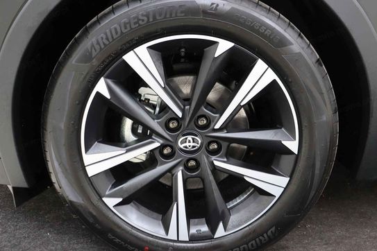 Toyota C-HR Style 2.0 Hybrid Dynamic Force Plug-in