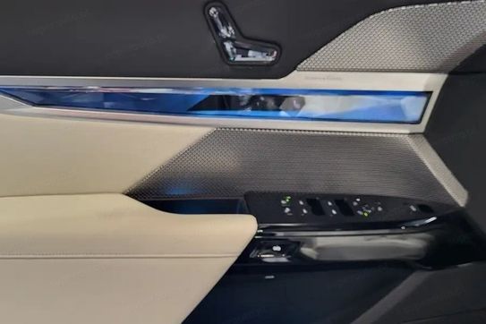 BMW Seria 7 740d xDrive M Sport