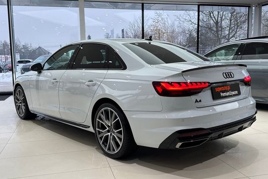 Audi A4 35 TFSI mHEV S Line S tronic