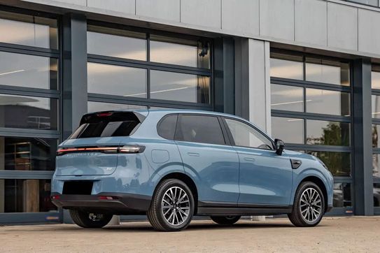 Leapmotor B10 Design Hybrid EV 18,8 kWh