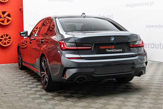 BMW Seria 3 318d