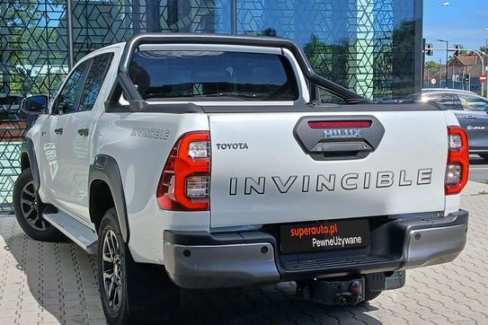 Toyota HiLux 2.8 d-4D Mhev Double Cab Invincible 4X4