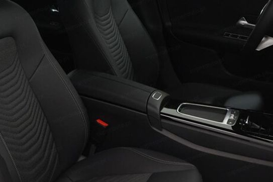Mercedes CLA 200
