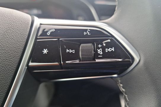 Audi A6 Avant 50 TDI quattro S Line
