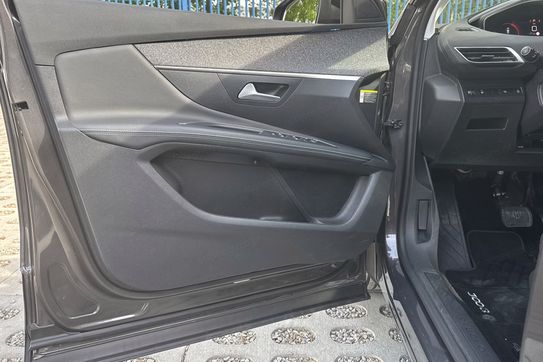 Peugeot 3008 Allure Pack 1.2 PureTech  S&S EAT8