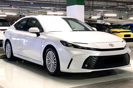 Toyota Camry Comfort 2.5 Hybrid Dynamic Force