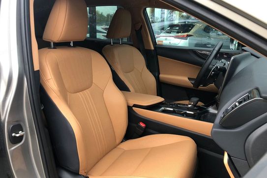 Lexus NX 450h+ Prestige AWD