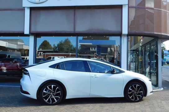 Toyota Prius Prestige 2.0 Hybrid Plug-in