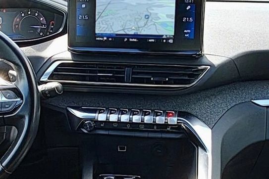 Peugeot 3008 1.2 Puretech Allure Pack S&S EAT8