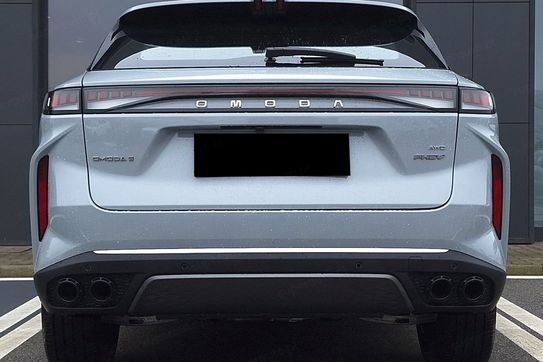 Omoda 9 1.5 Super Hybrid Exclusive AWD
