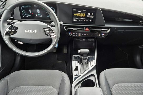Kia Niro 1.6 GDI Plug-In Hybrid M