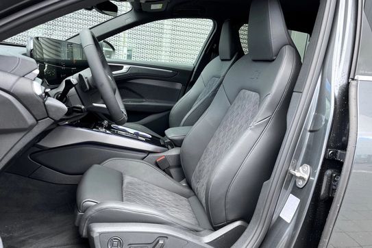 Audi A6 Avant e-Hybrid 270 kW Quattro S tronic