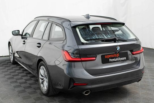 BMW Seria 3 Touring 318i
