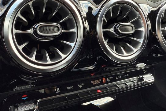 Mercedes Klasa A 200 AMG Line