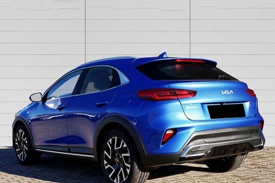 Kia XCeed 1.5 T-GDI Business Line DCT