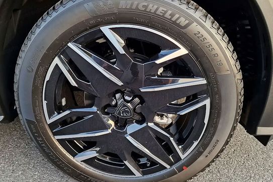 Peugeot 3008 GT e-DCS6 1.2 mHEV