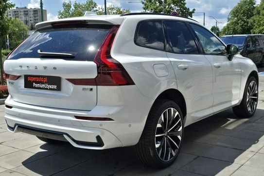 Volvo XC60 B5 B AWD Ultra Dark