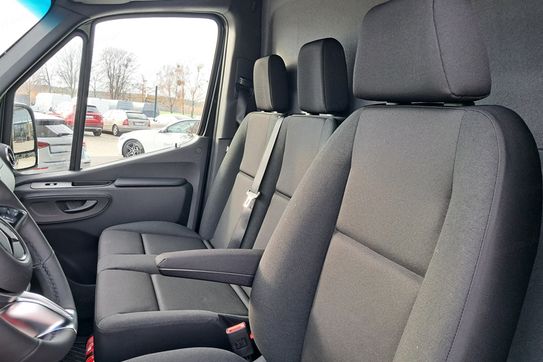 Mercedes Sprinter 319 CDI PRO Długi 9G-Tronic