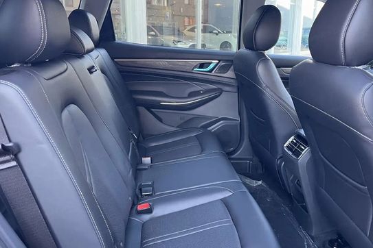 DFSK E5 Prestige 1.5  PHEV E-CVT