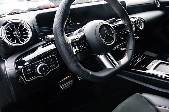 Mercedes Klasa A 250 e AMG Line