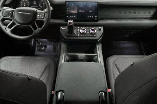 Land Rover Defender 110 D350 X-Dynamic HSE